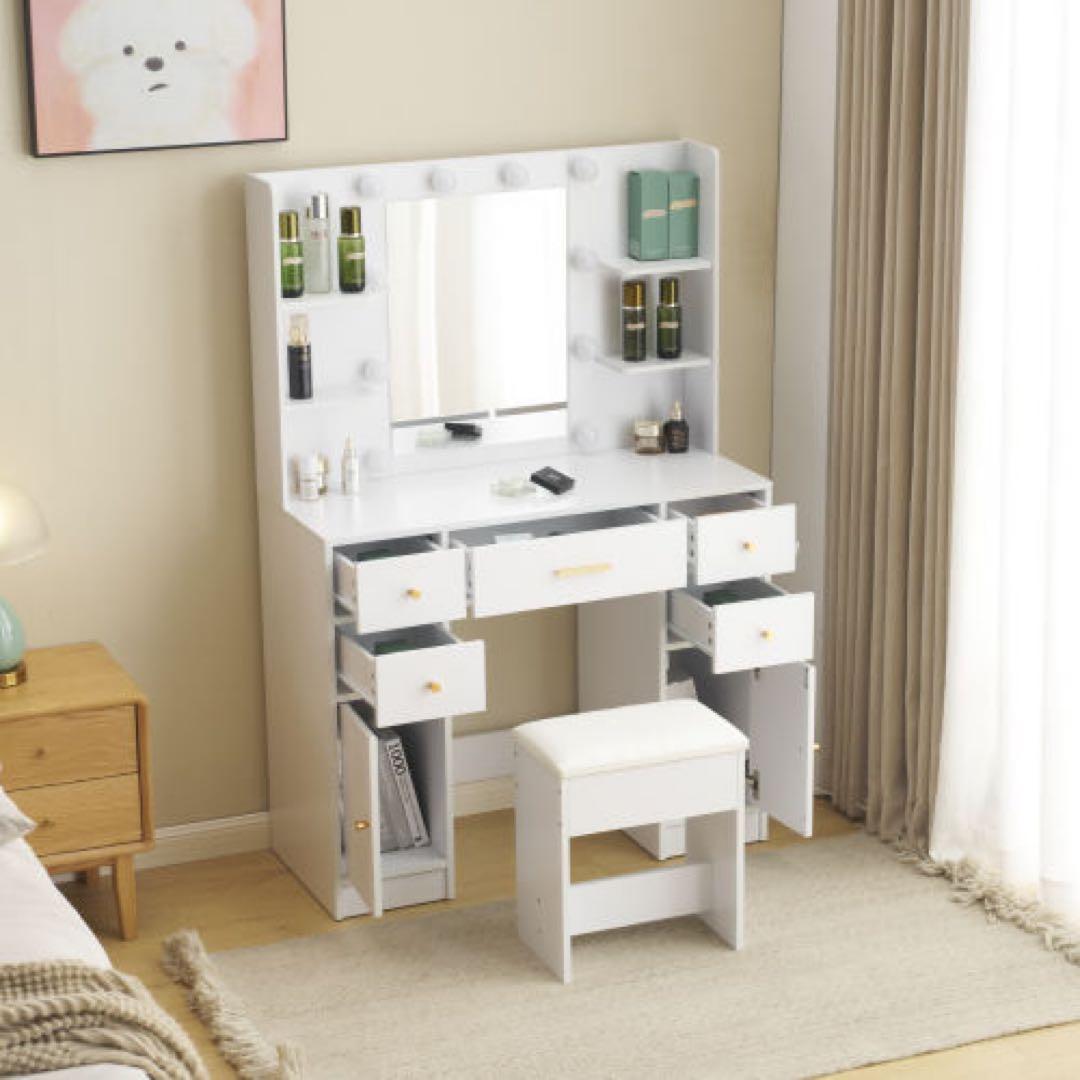 ホワイトドレッサー 照明付き