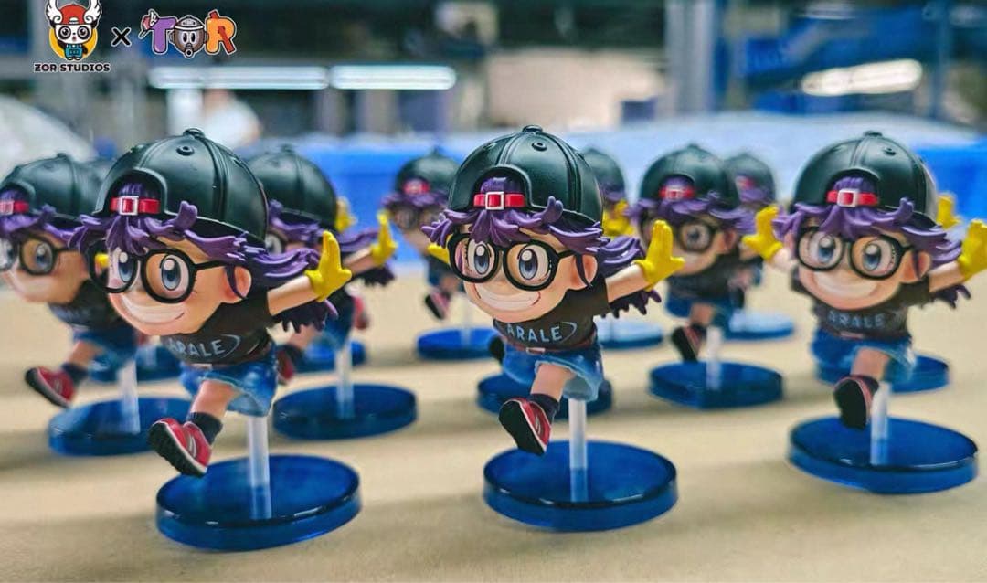 Dr.スランプ ZOR アラレちゃん ガレージキット扉絵フィギュア