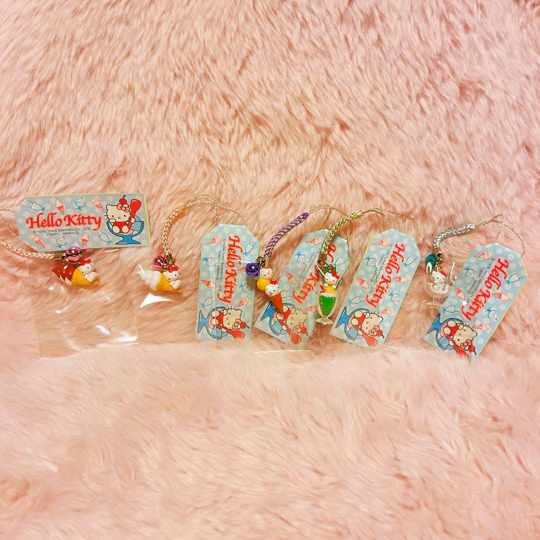 希少レア　ハローキティ　根付け　スイーツ　ソフトクリーム　パフェ　2005