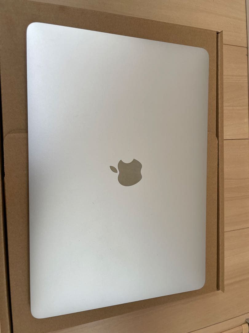 mac book air m1 メモリ8GB