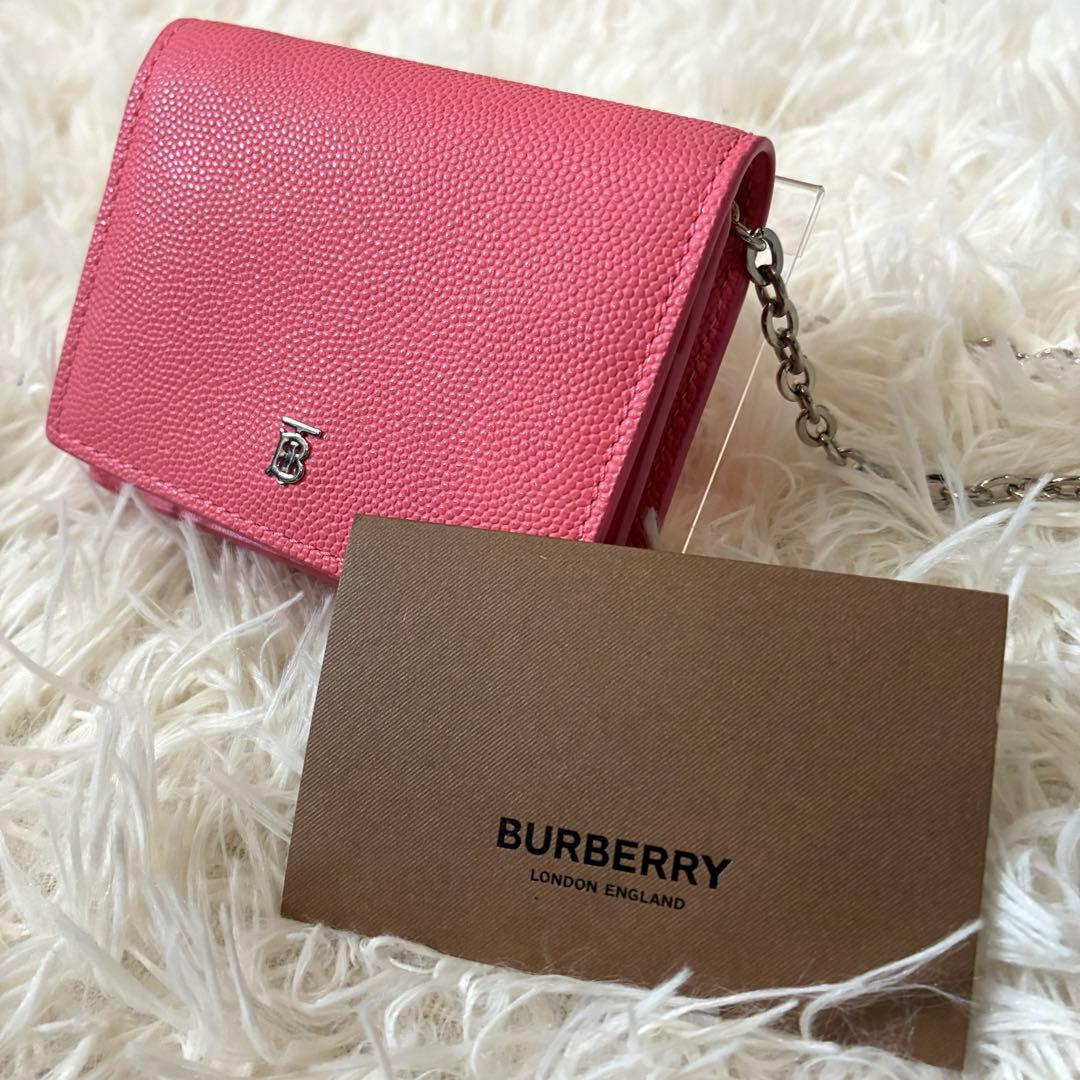 【未使用級】バーバリー 現行TBロゴ チェーンウォレット 可 ミニ財布 レザー