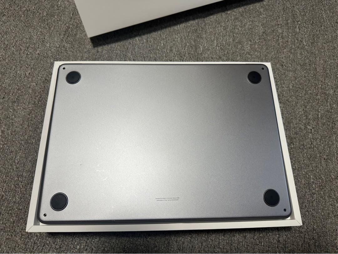 MacBook Air 2022 M2シルバー 本体 充電器付き