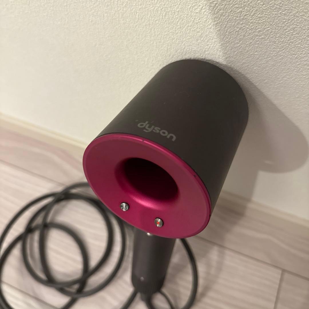 Dyson ダイソン ヘアドライヤー ドライヤー ピンク