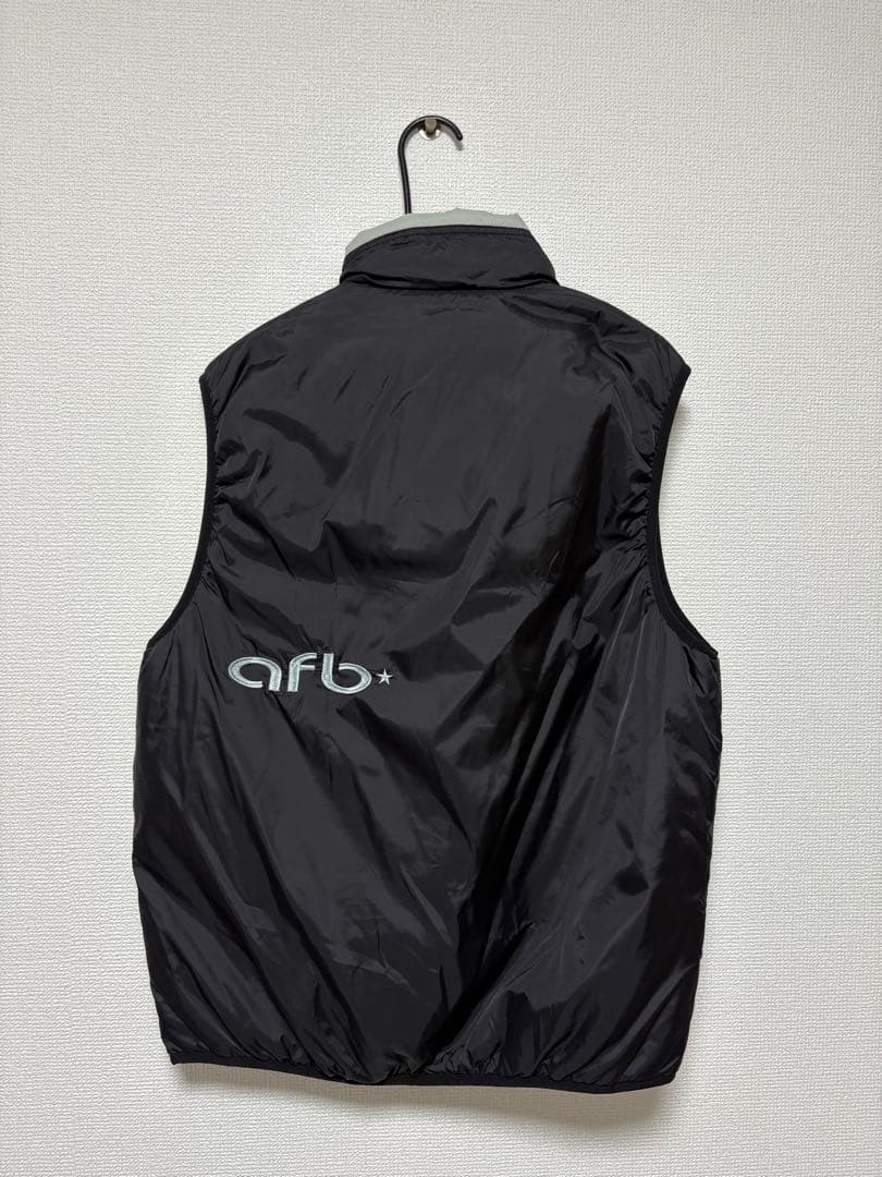 afb リバーシブル ベスト 最終値下げ