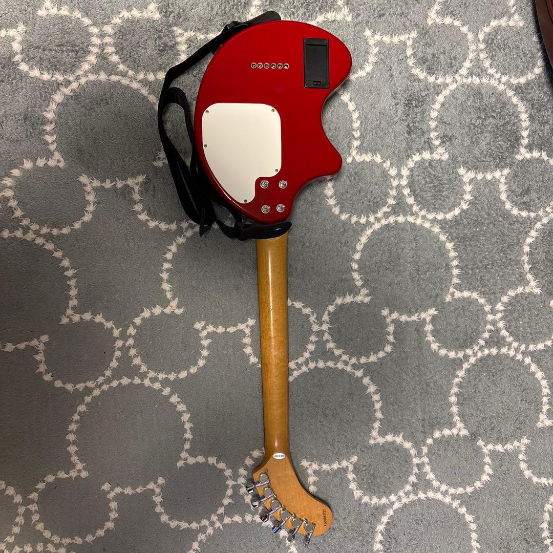 FERNANDES　フェルナンデス　ZO-3　レッド　コンパクト　アンプ内蔵