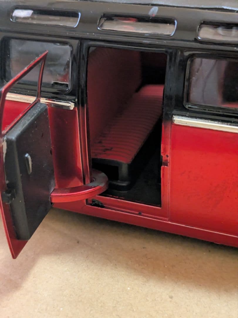 jada フォルクスワーゲン バス