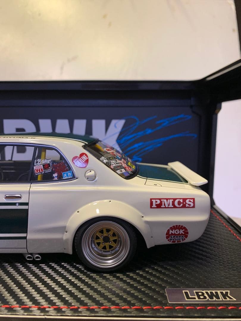 イグニッションモデル　1/18 LBWK限定　ハコスカ フィギュア付き2647