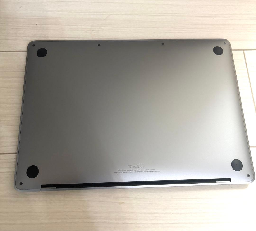 MacBook本体 MacBookPro 13-inch, 2019