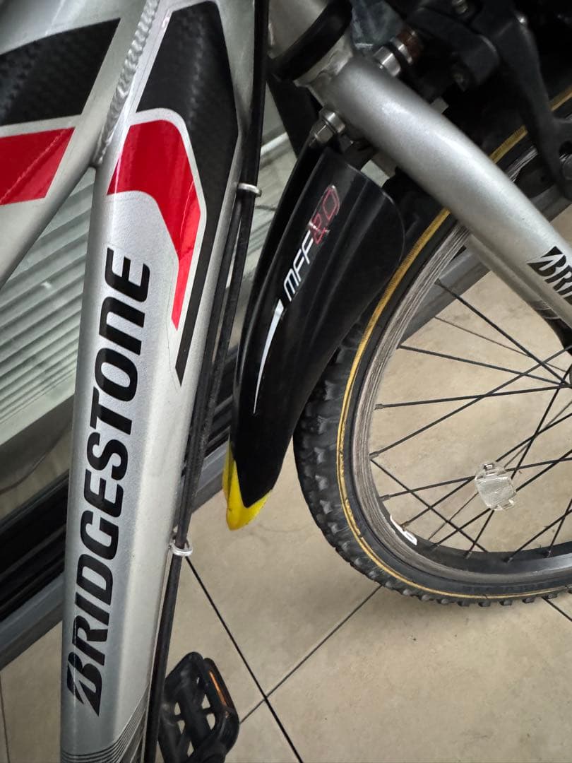 ブリヂストン クロスファイヤージュニア 22インチ (引取り限定)