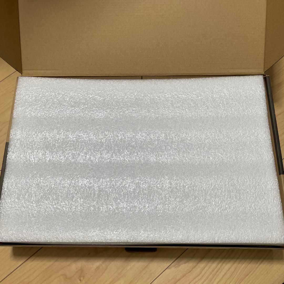 YAMAZEN 15.6インチ 4K モバイルモニター QMM4K-156