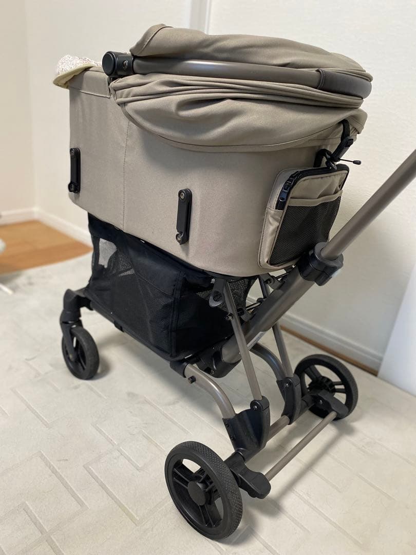 ARIBUGGY wiz x 初販限定花柄クッション付き　説明書付き