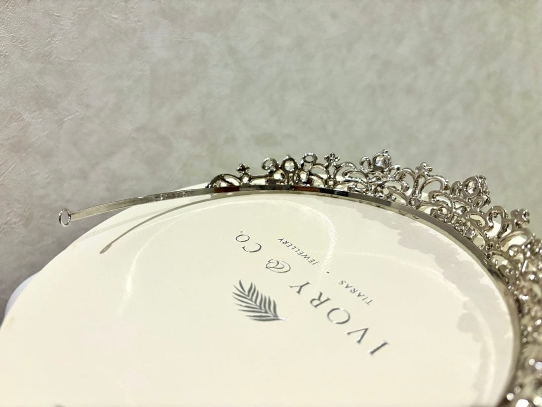 【1stオーナー】ivory&co ティアラ　エリザベス（Elizabeth）