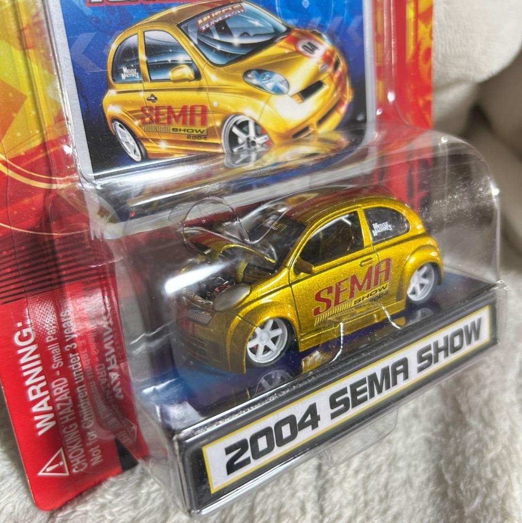 ミニカー 1/64 MUSCLE MACHINES TUNERS NISSAN MARCH