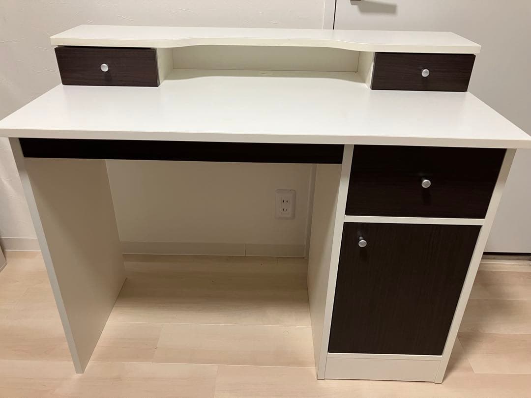 【FACTORY。】美品 ニトリ リエリサ　パソコンデスク 勉強机