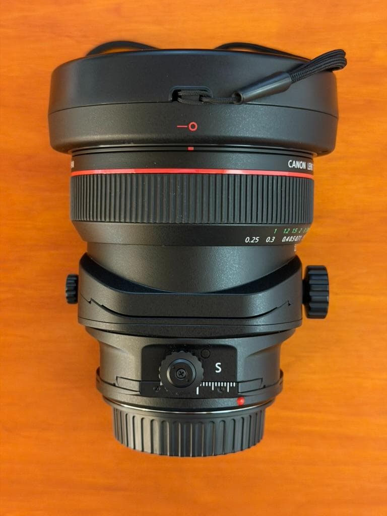 CANON TS-E17mm F4L 単焦点シフトレンズ