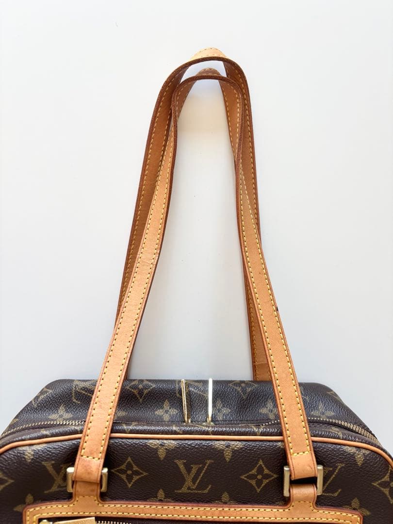 r*u様 Louis Vuitton モノグラム ハンドバッグ