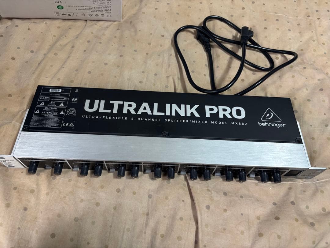 ULTRALINK PRO MX882 8チャンネルミキサー