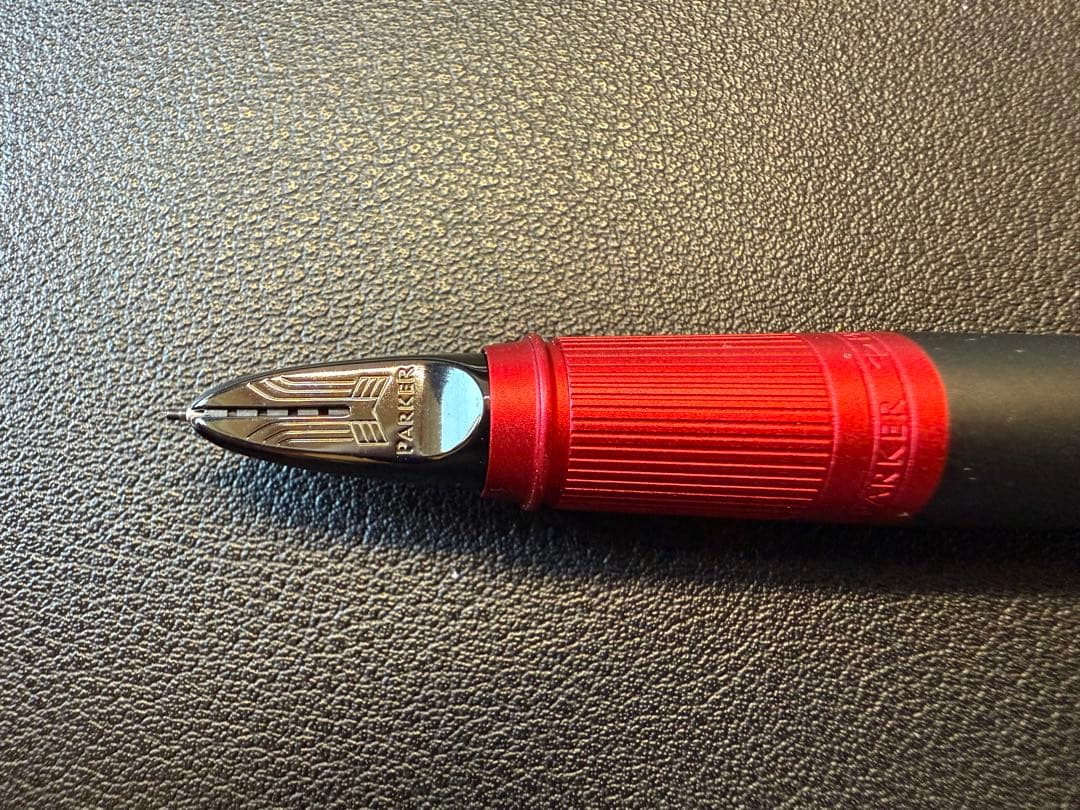 PARKER パーカー5th 万年筆ブラック×レッド 専用ケース付 /替芯交換式