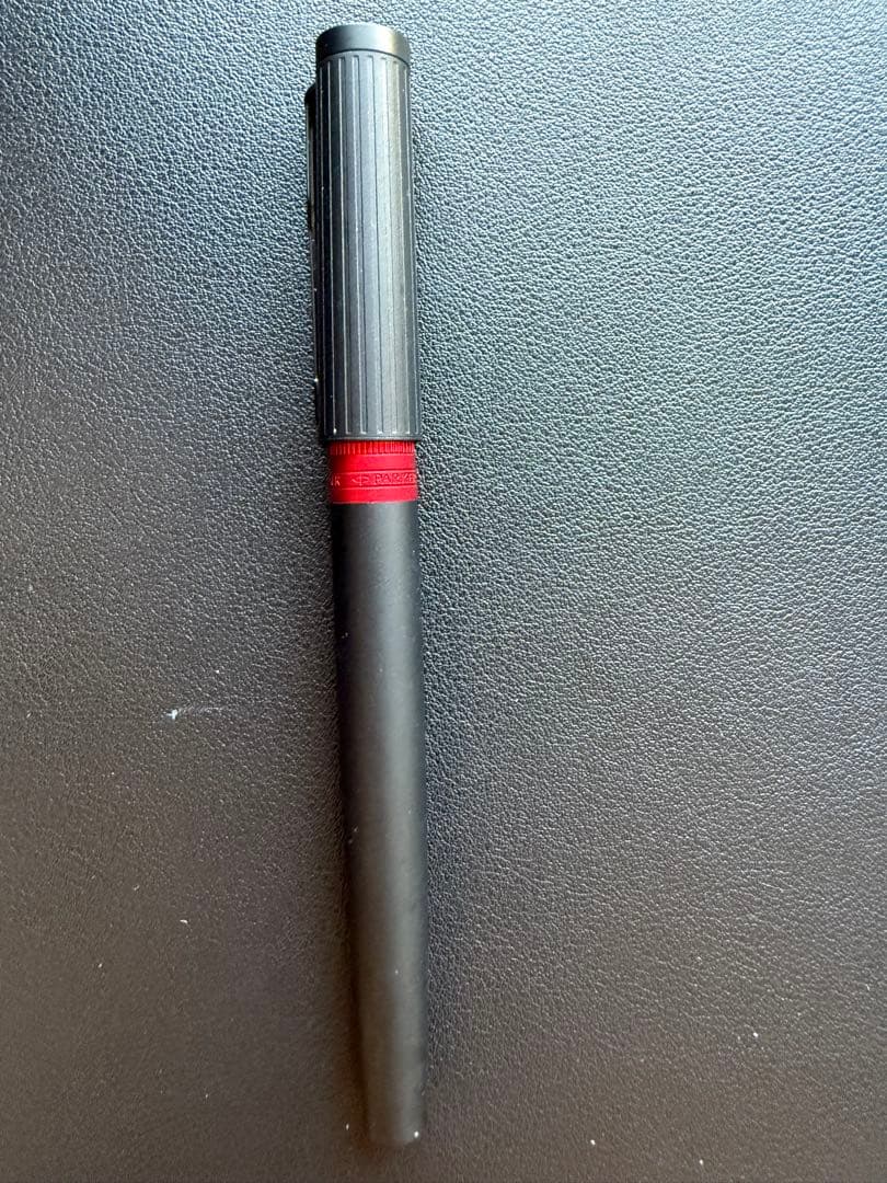 PARKER パーカー5th 万年筆ブラック×レッド 専用ケース付 /替芯交換式