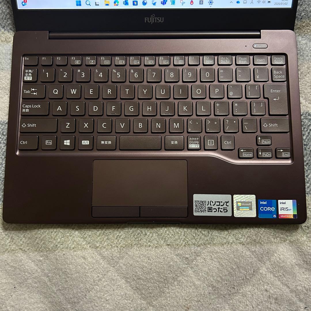 Fujitsu LIFEBOOK ノートPC ブラウン