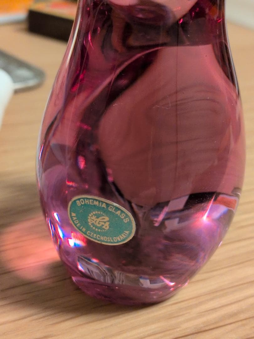 ヴィンテージBOHEMIA GLASS ピンクガラス一点もの
