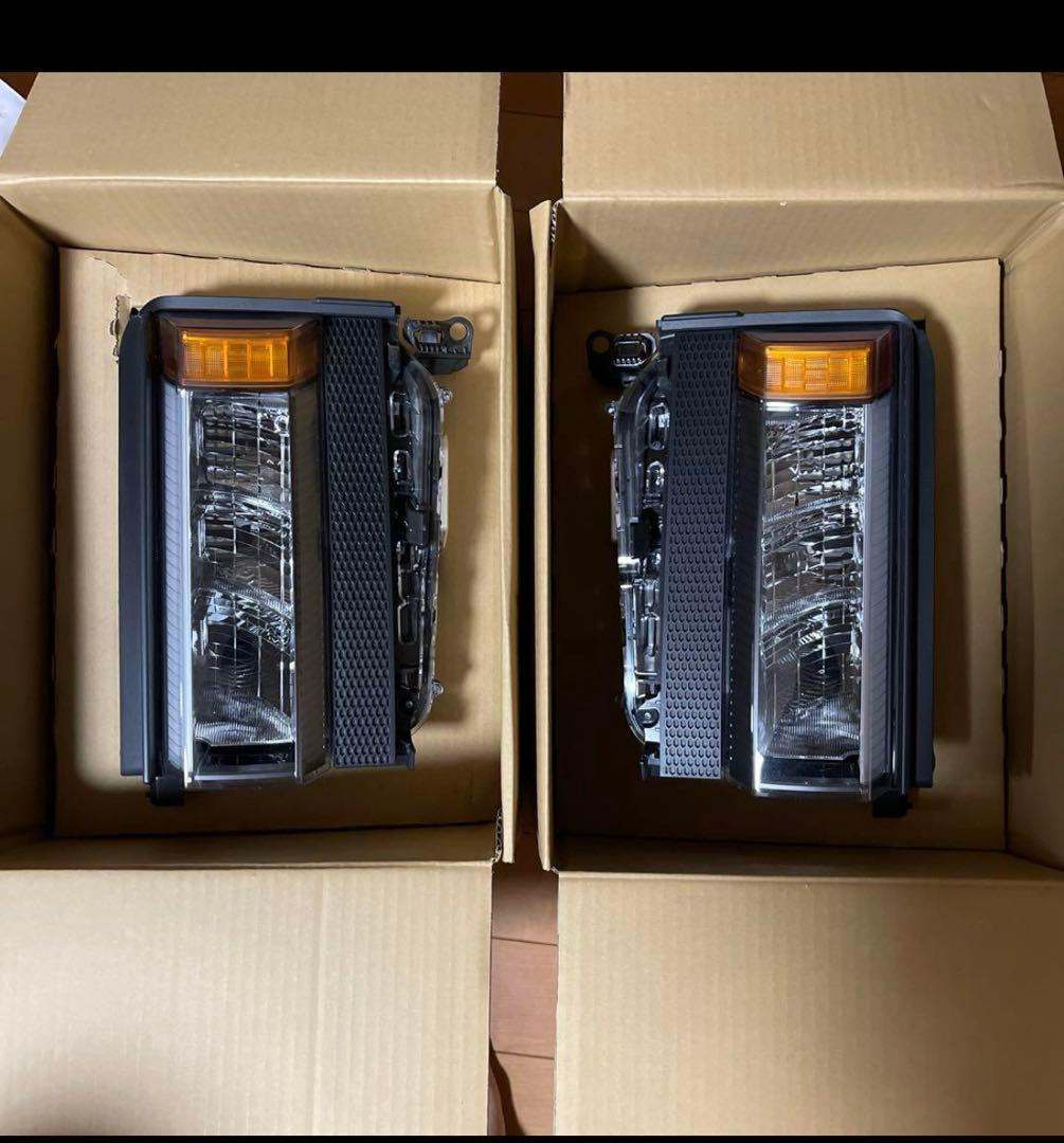 新品未使用✴︎ランドクルーザー250 角目LEDヘッドライト トヨタ