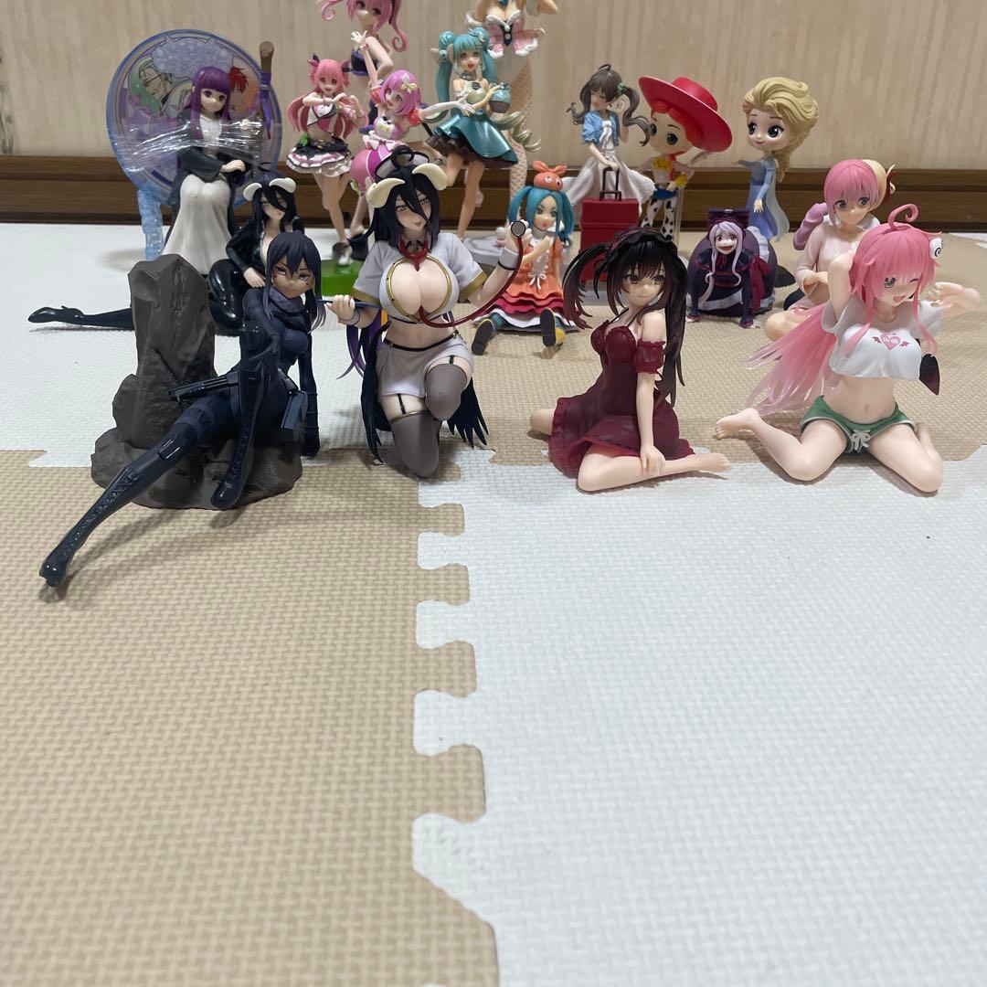 美少女フィギュア24体まとめ売り