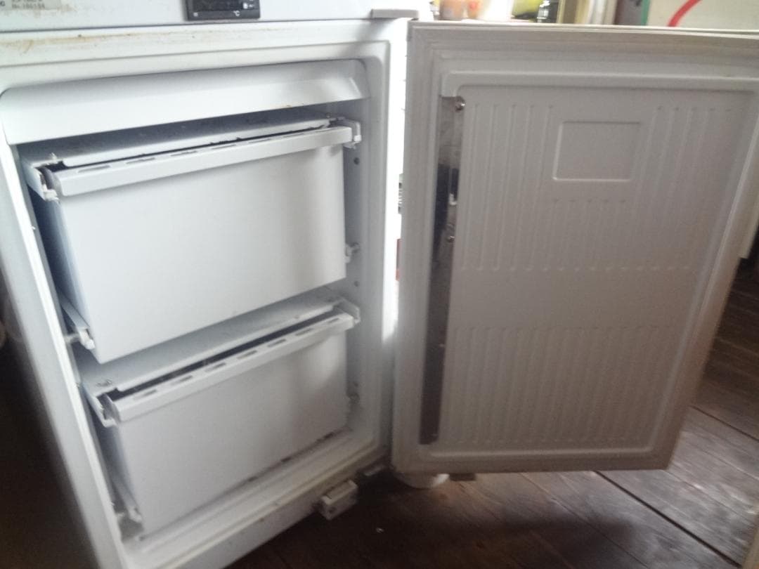 Panasonic 冷凍庫 SCR-T66D-A 71L 　可動中確認済　アイス