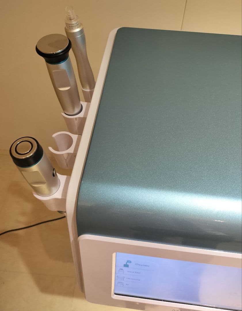 超美品】ハイドラクリア　トリートメント美顔器