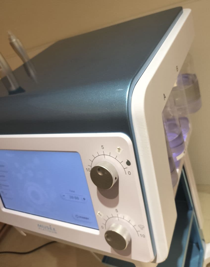 超美品】ハイドラクリア　トリートメント美顔器