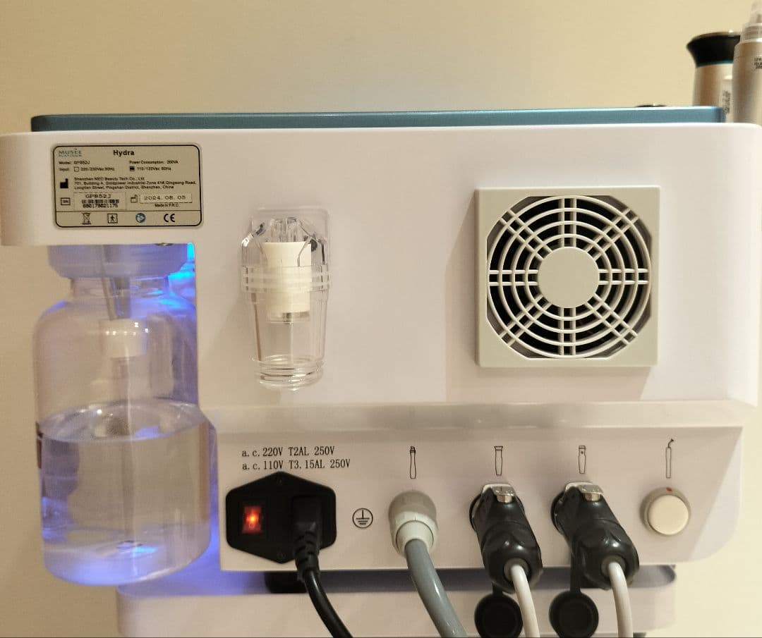 超美品】ハイドラクリア　トリートメント美顔器