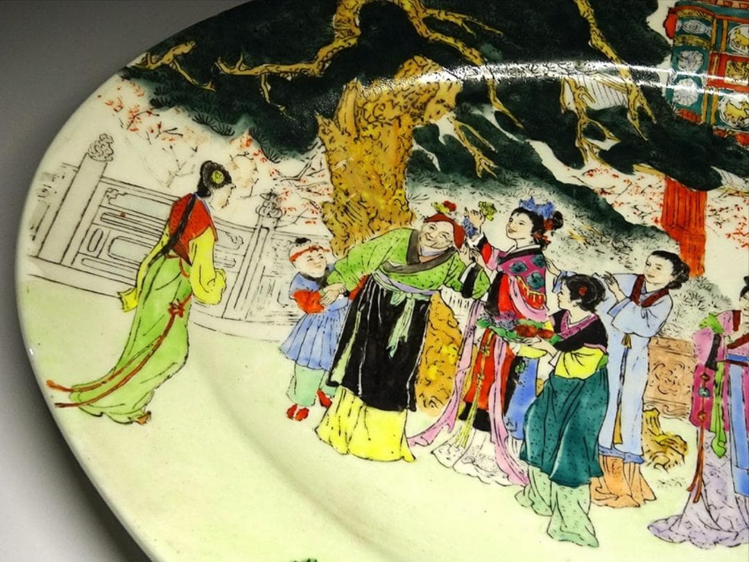 中国古玩 乾隆年製 粉彩 大皿 時代物 皿立て付属 z111911