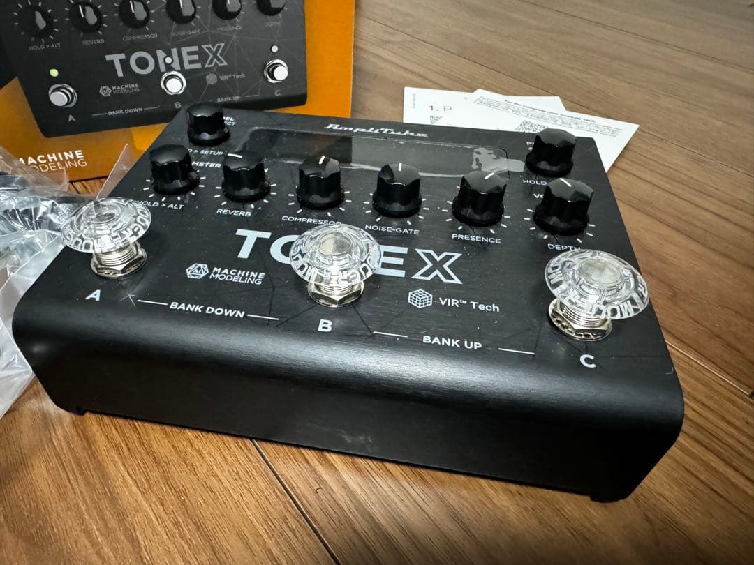 IK Multimedia TONEX pedal エフェクター