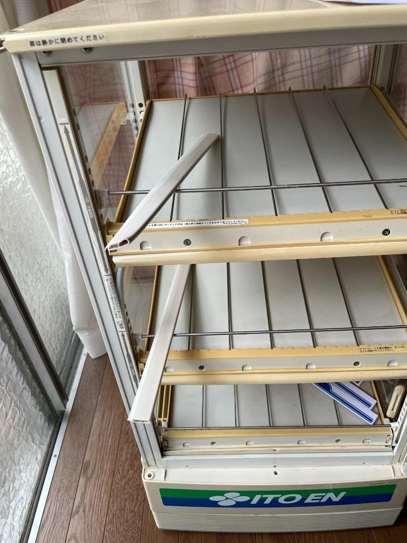 ★おしゃれカフェ開店用に★サンヨー SMR-C75CH3 冷温機