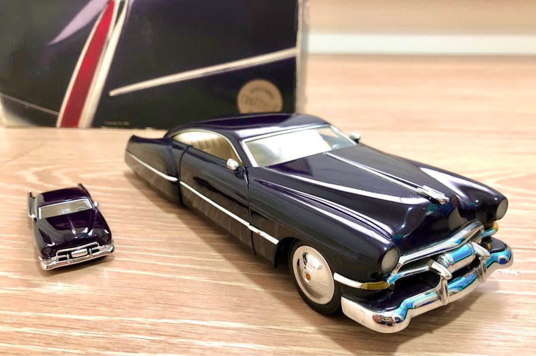 1/24 1/64 ホットウィールレジェンドシリーズCADZZILLAキャジラ