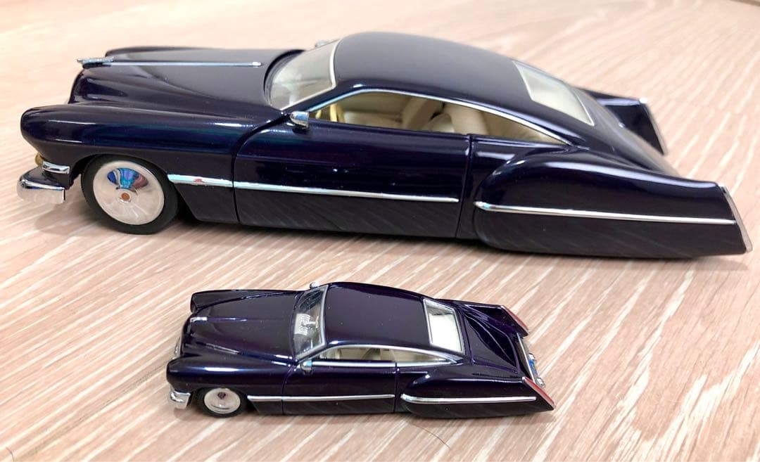 1/24 1/64 ホットウィールレジェンドシリーズCADZZILLAキャジラ