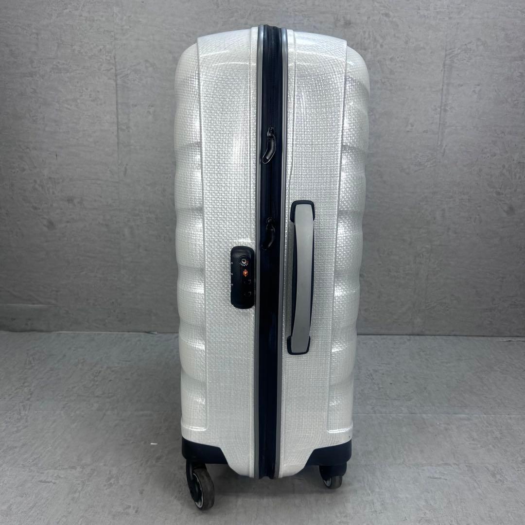 サムソナイト　ファイヤーライト　キャリーケース 69L ホワイト　4輪