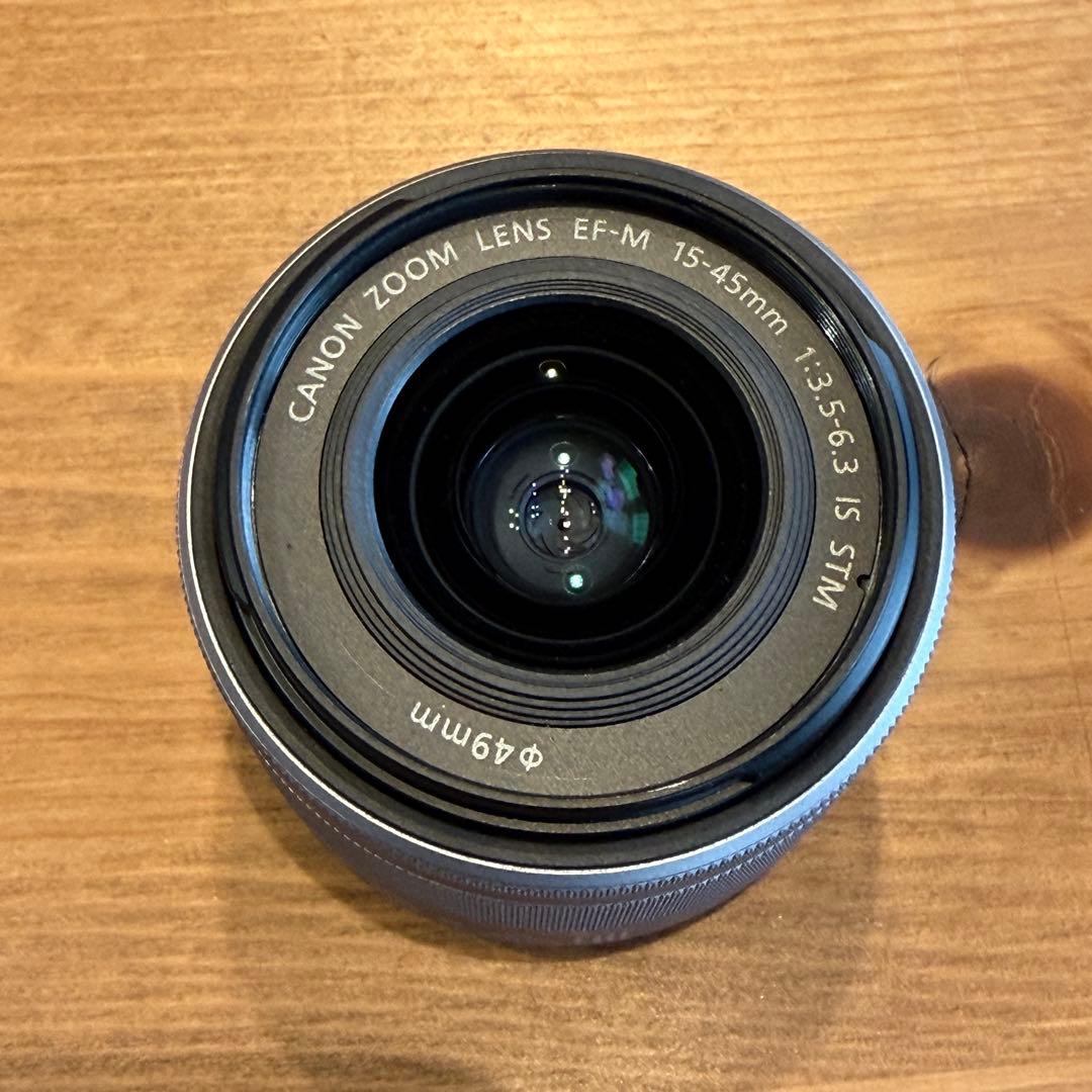 【美品】Canon キャノンEOS Kiss M2 ダブルズームキット　ホワイト