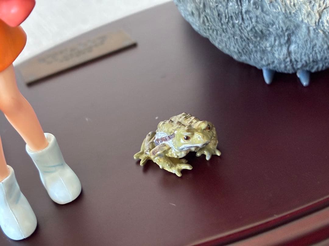 となりのトトロ　バス停シーンのフィギュア　コミニカ製ジブリフィギュア（中古品）