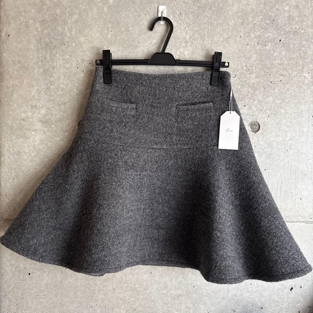 新品未使用タグ付き　elu. エル　Peonywoolskirt ウールスカート