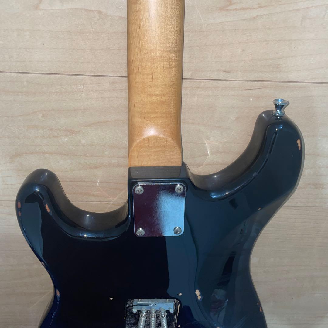 高級ピックアップ搭載　いい音　ストラトキャスタータイプ　弦高調整済み　です