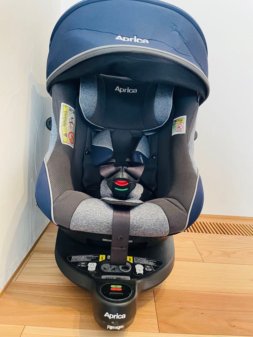 Aprica ISOFIX チャイルドシート グレー/ネイビー