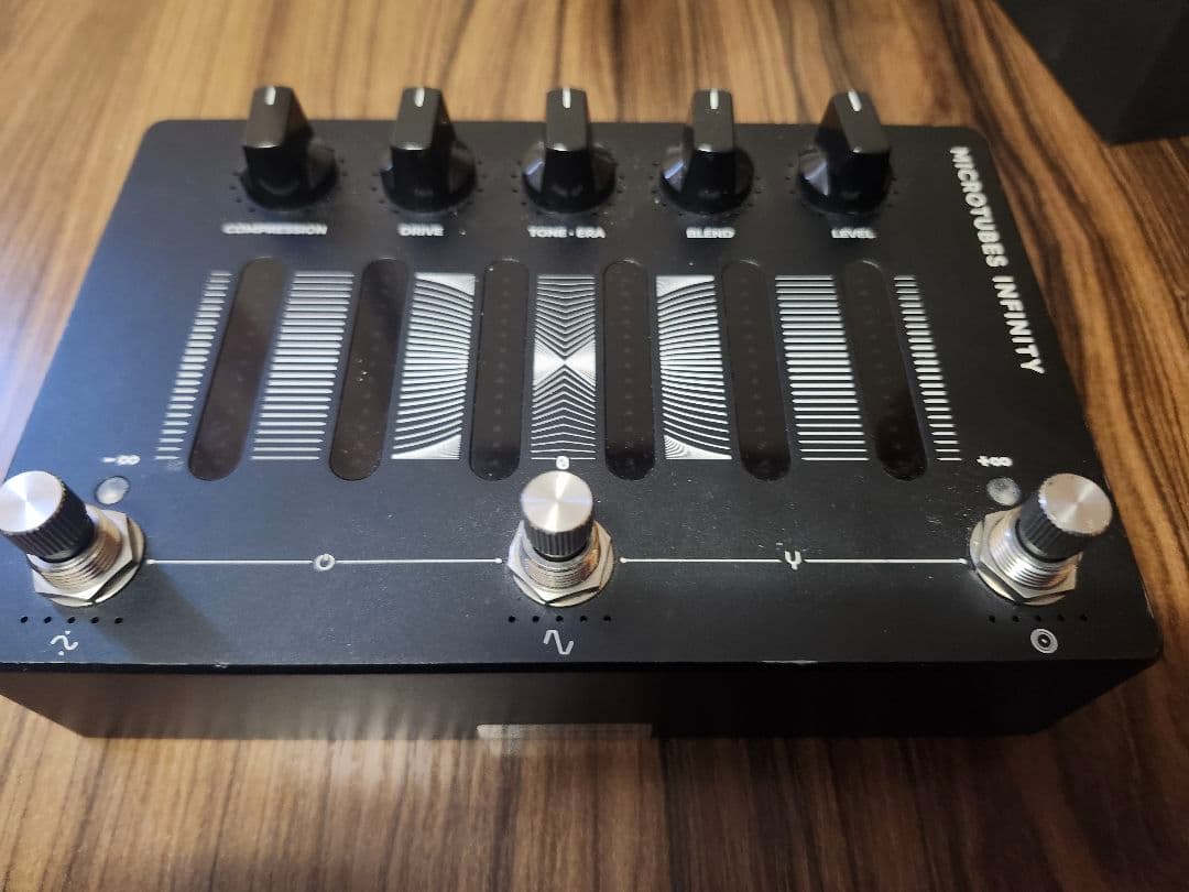 ベース Darkglass Infinity