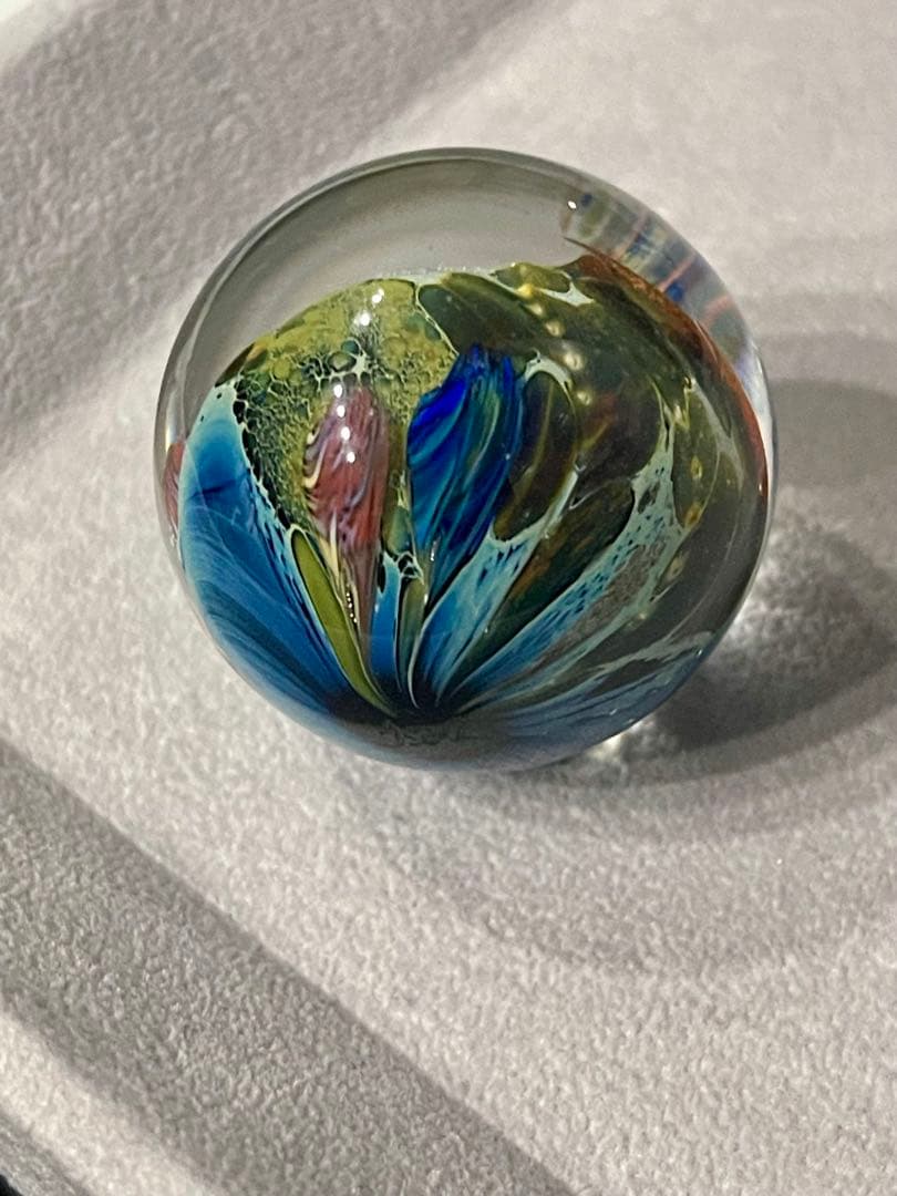 Josh Simpson アート 青と緑の惑星模様 ガラス玉 JS02 作家