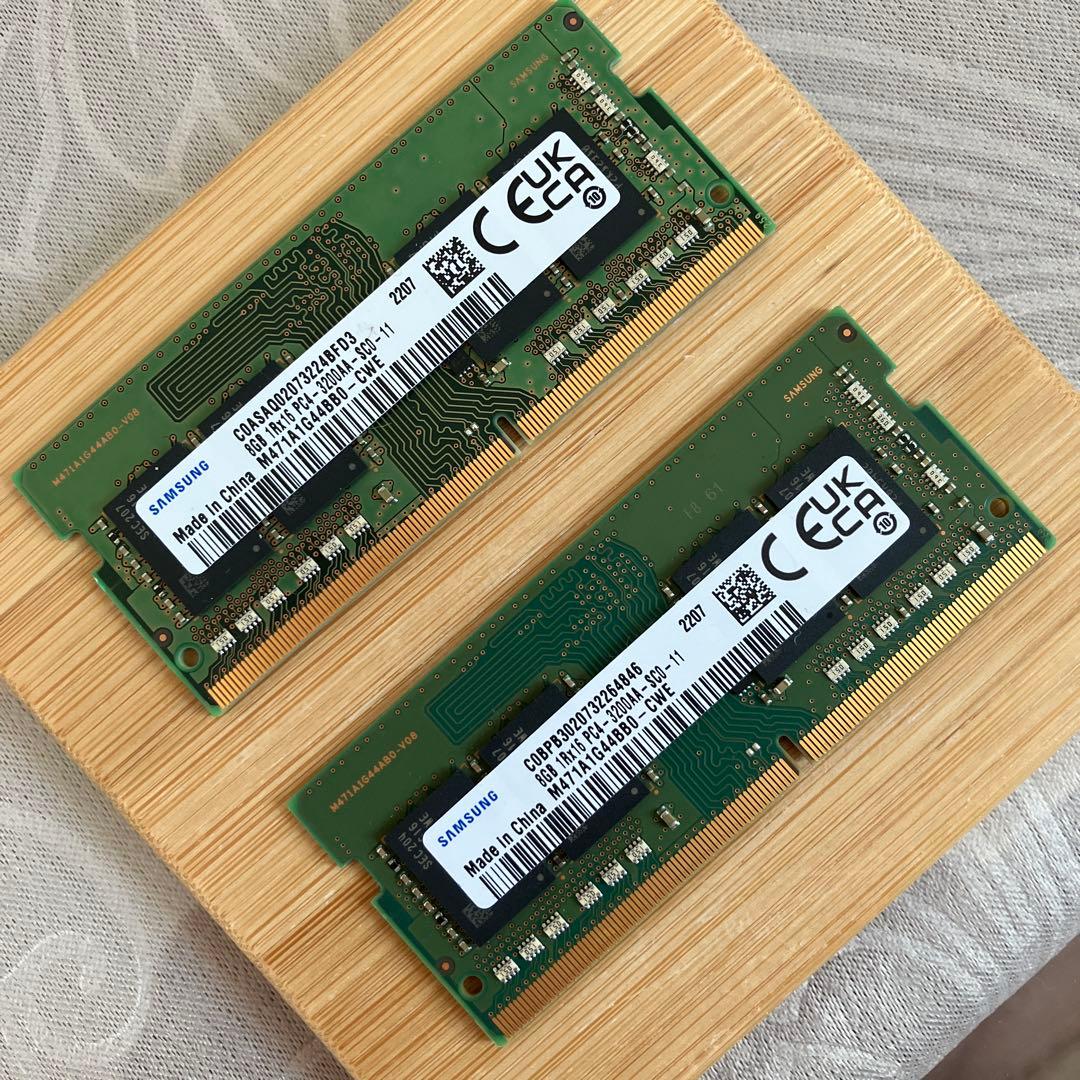 Samsung製DDR4 8GBメモリ2枚　計16GB、PC4-3200AA規格