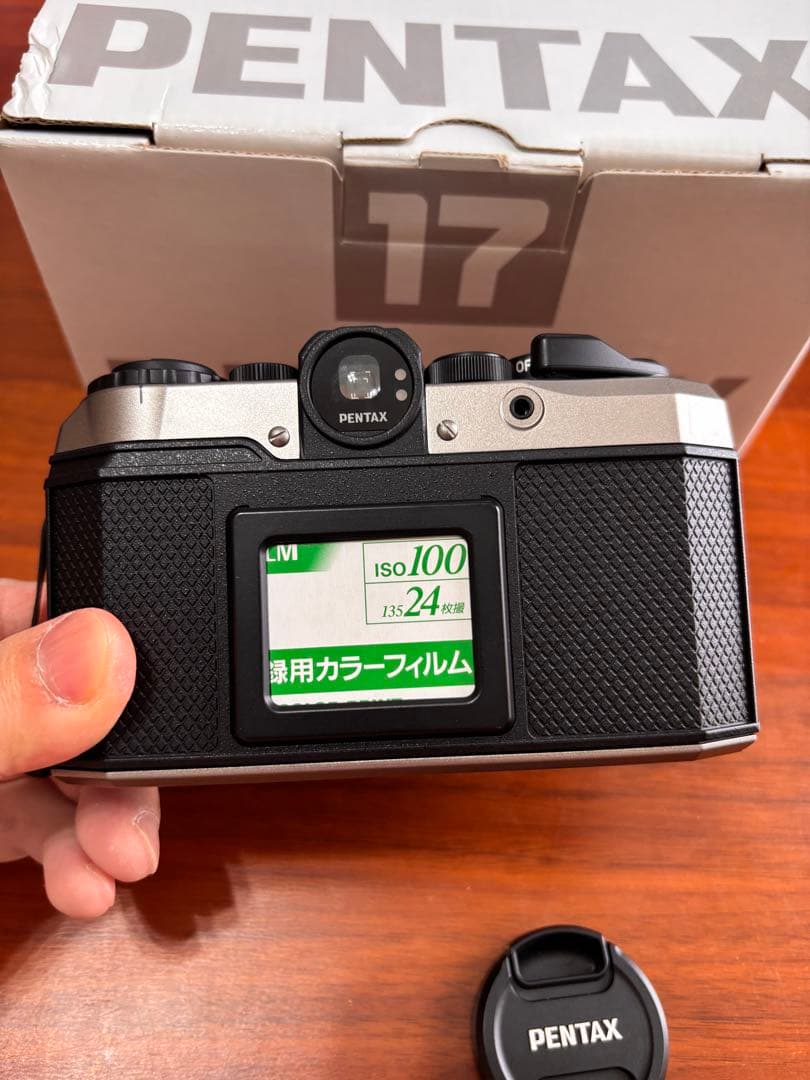 リ*ン様 Pentax 17