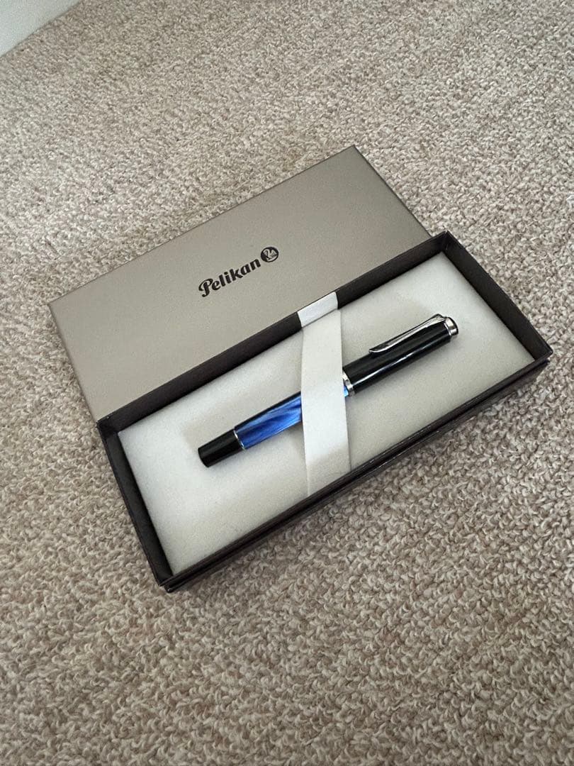 Pelikan ペリカン 万年筆 F字 M205 マーブルブルー　箱付き