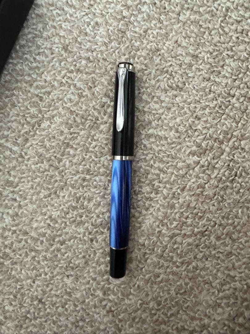 Pelikan ペリカン 万年筆 F字 M205 マーブルブルー　箱付き