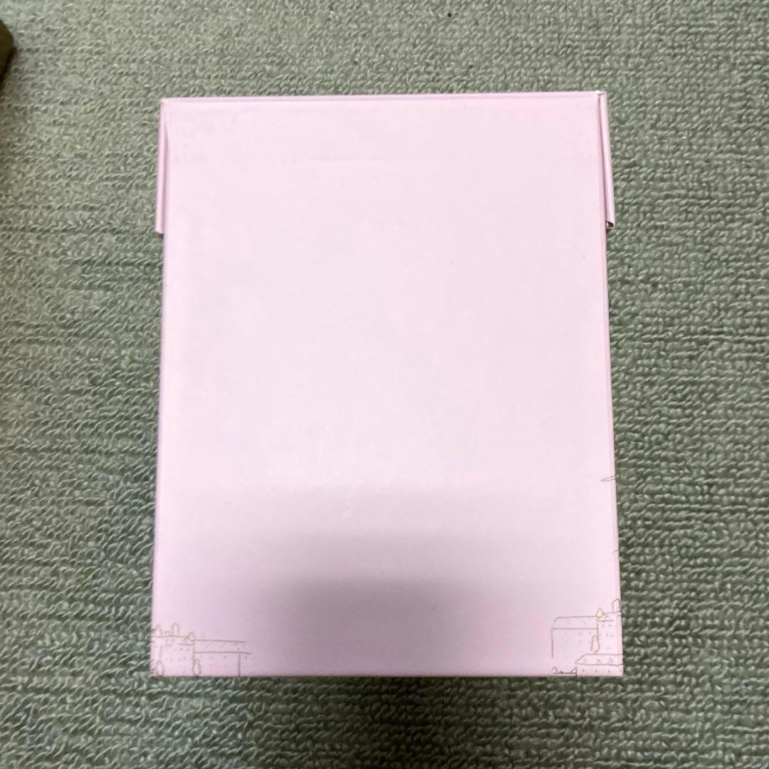 激レア　大人気クレドポーボーテ ホリデー 2024 ノベルティ スノードーム