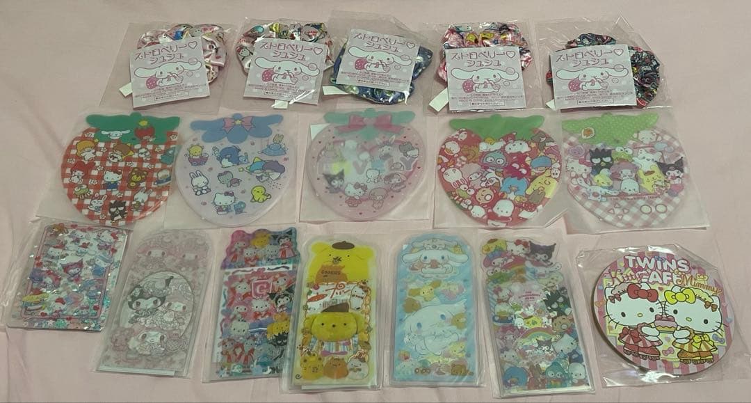 サンリオ　いちご新聞の付属セット